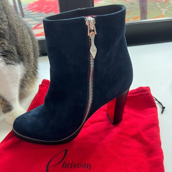 Christian Louboutin Telezip 85 Suede Heels – Size 37.5/US Size 7/7.5